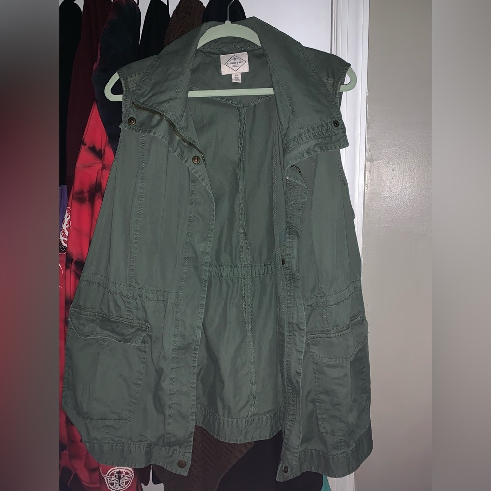 Women’s vest